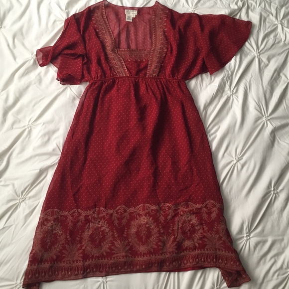 Max Studio Dresses & Skirts - Max Studio MSSP 100% Silk Red Paisley Midi Dress
